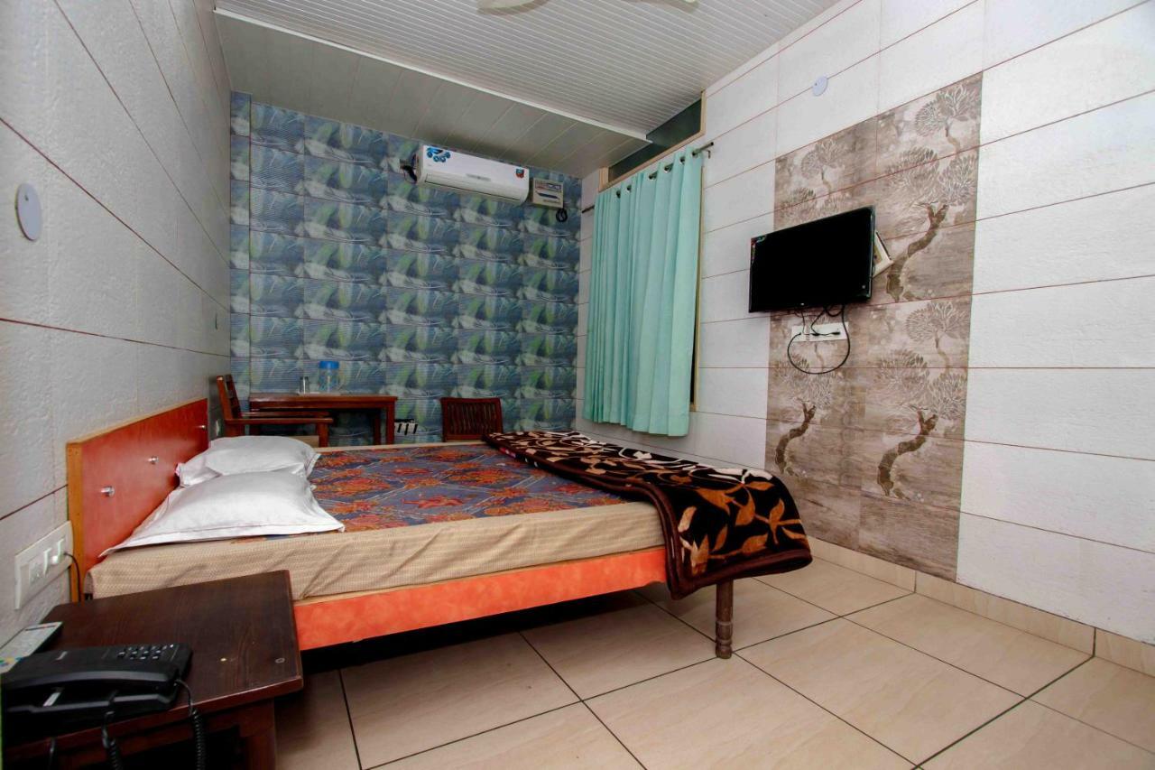 National Guest House Jalandhar Exterior foto